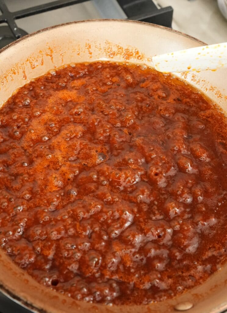 Making sauce for gochujang honey wings