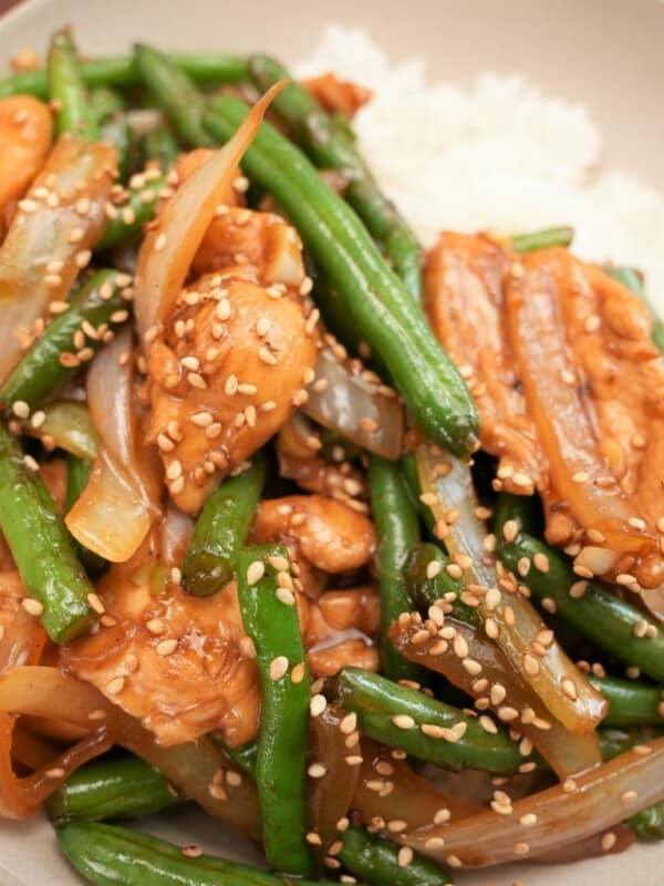 Close Up of String Bean Chicken in a bowl