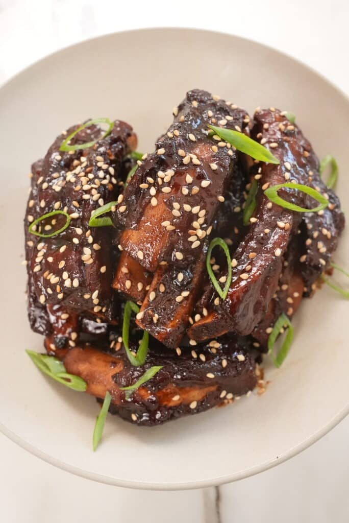 Sticky Asian Ribs Close Up on a plate