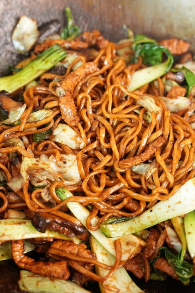 Shanghai Fried Noodles - CJ Eats Recipes