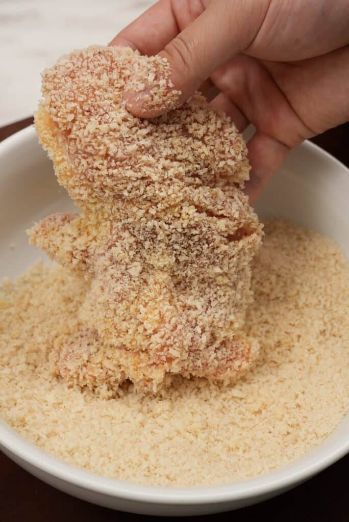 Breading chicken cutlets in panko breadcrumbs