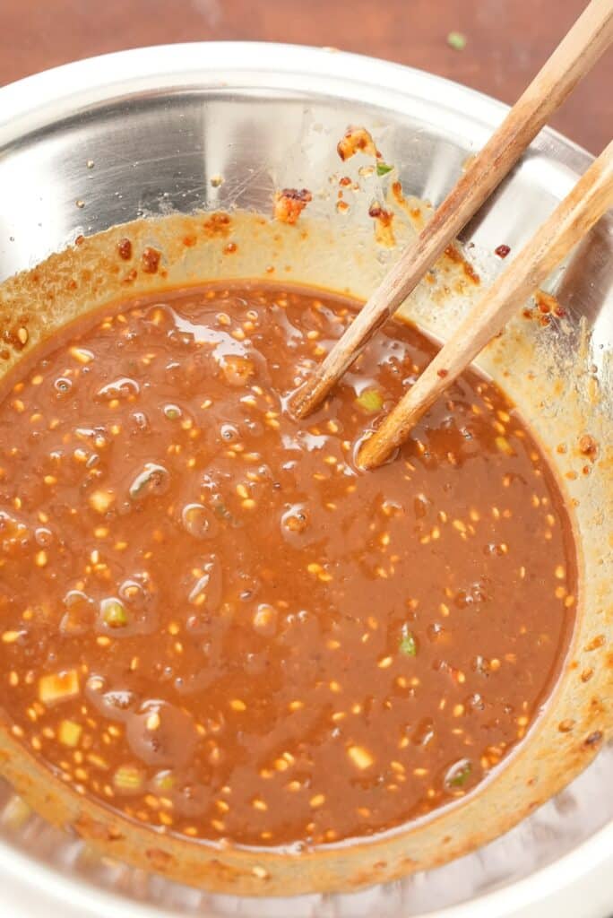 Creamy Spicy Sesame Soba noodle sauce