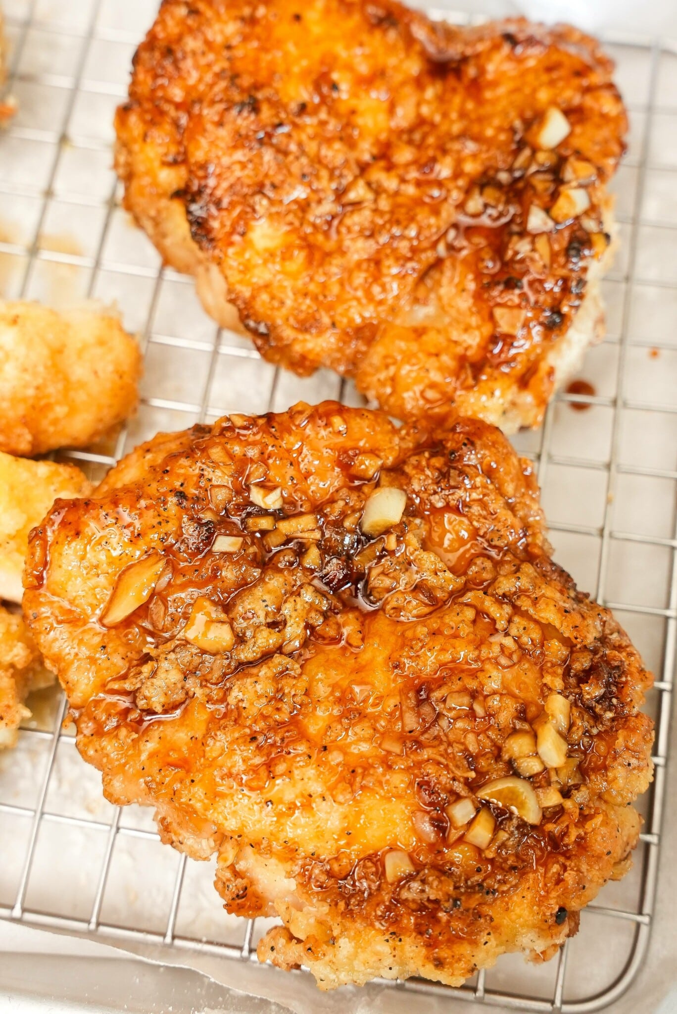 Honey Garlic Chicken (SUPER CRISPY!) - CJ Eats Recipes
