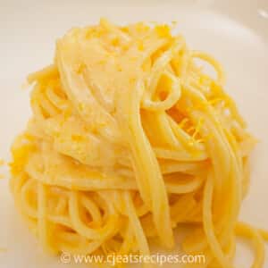 Pasta al limone plated in a bowl.