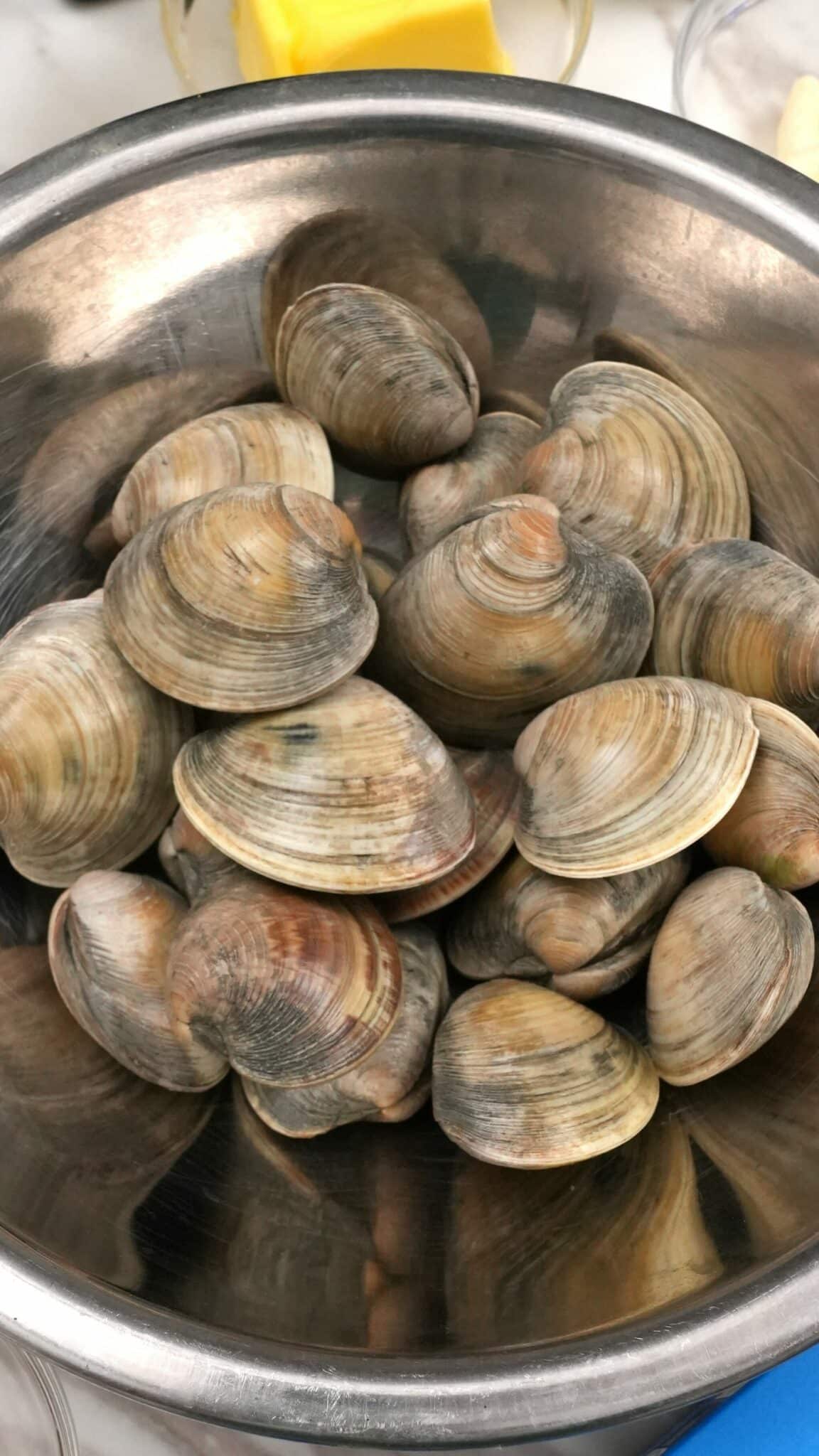 Raw ingredients for linguine and clams.