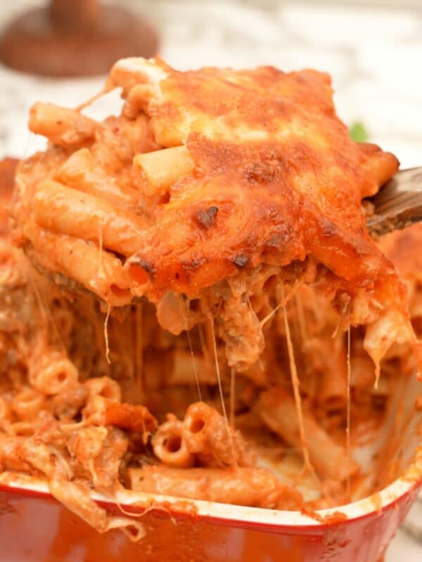 Gochujang Baked Ziti in a dish.